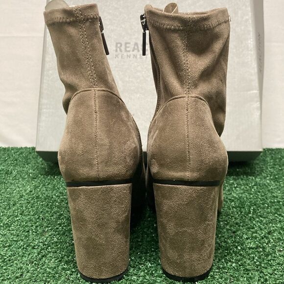 Kenneth Cole Reaction Time For Fun Booties women’s size 8.5 (OKPM-07-043) - Picture 3 of 14